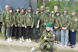 Лицеисты Демихова отметили окончание учебного года посадкой леса