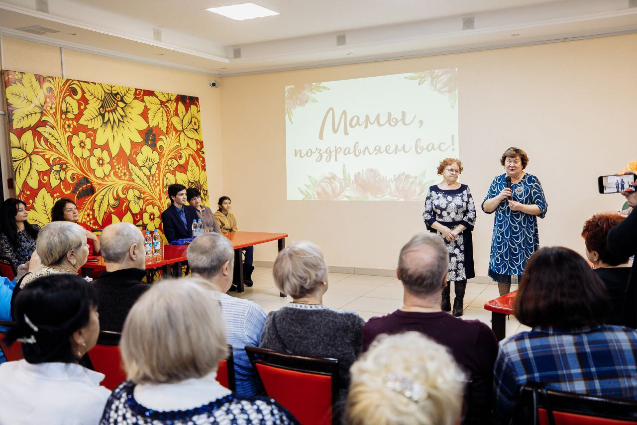 Ликино-дулёвские пенсионеры отметили День матери
