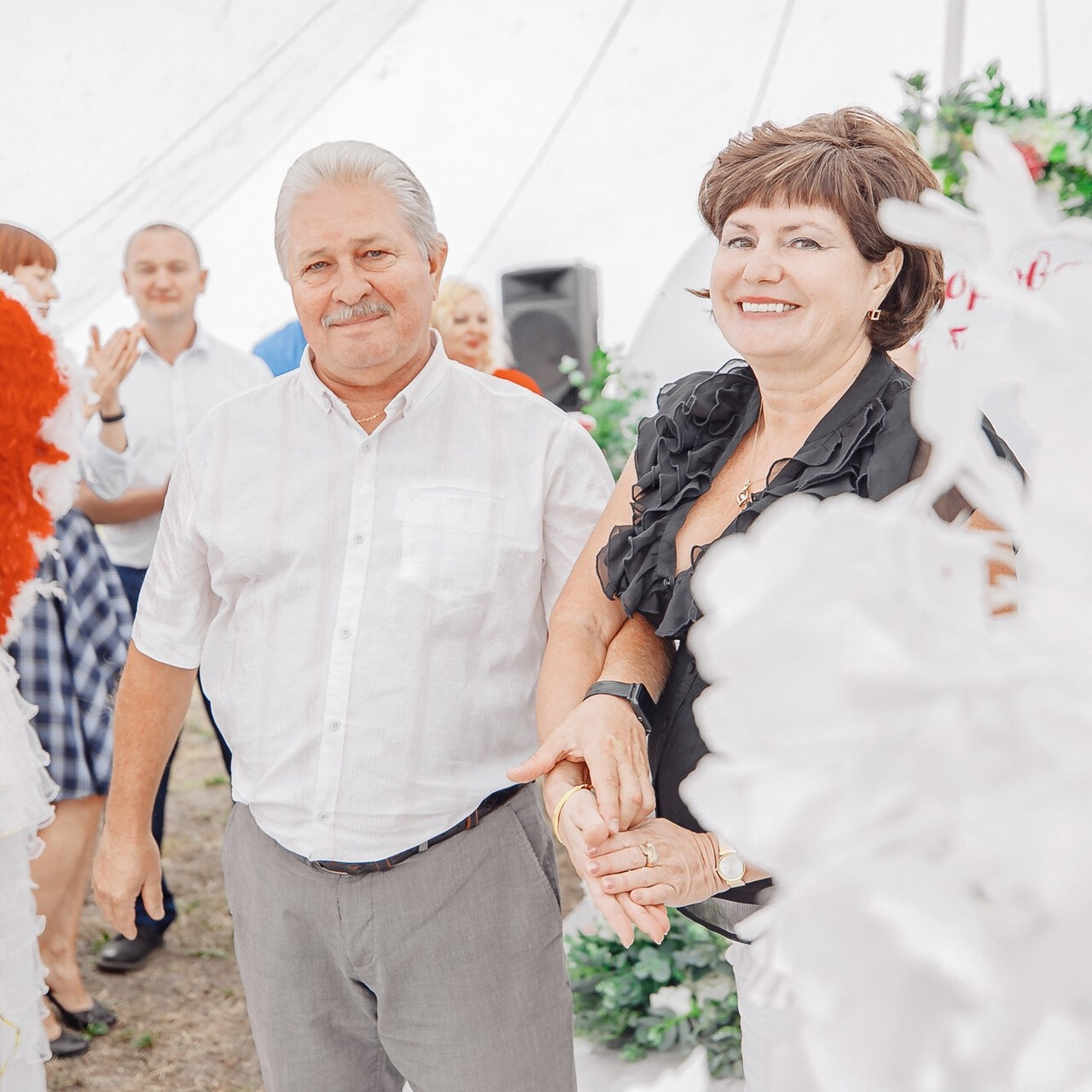 Четыре супружеские пары прошли фарфоровую церемонию на фестивале «Агашка»