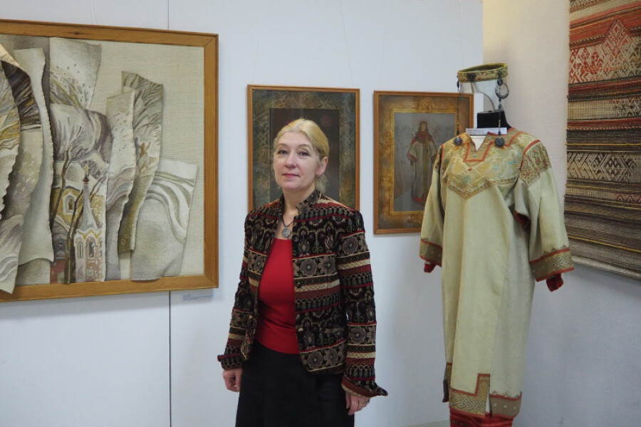 Ореховозуевцы могут увидеть гобелены и костюмы владимирского мастера Татьяны Гребневой