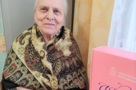 Аэрографа ДФЗ Лидию Львовну Огородникову поздравили с 90-летием