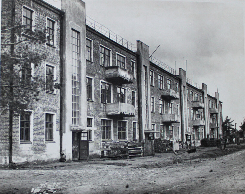 Старое фото: дома на 2-й Ленинской улице в Дрезне в 1930-е годы
