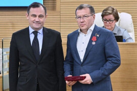 Депутат Мособлдумы Эдуард Живцов награжден за достигнутые трудовые успехи и многолетнюю добросовестную работу