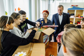 Особенные дети из Ликино-Дулёва подготовили подарок детям Донбасса