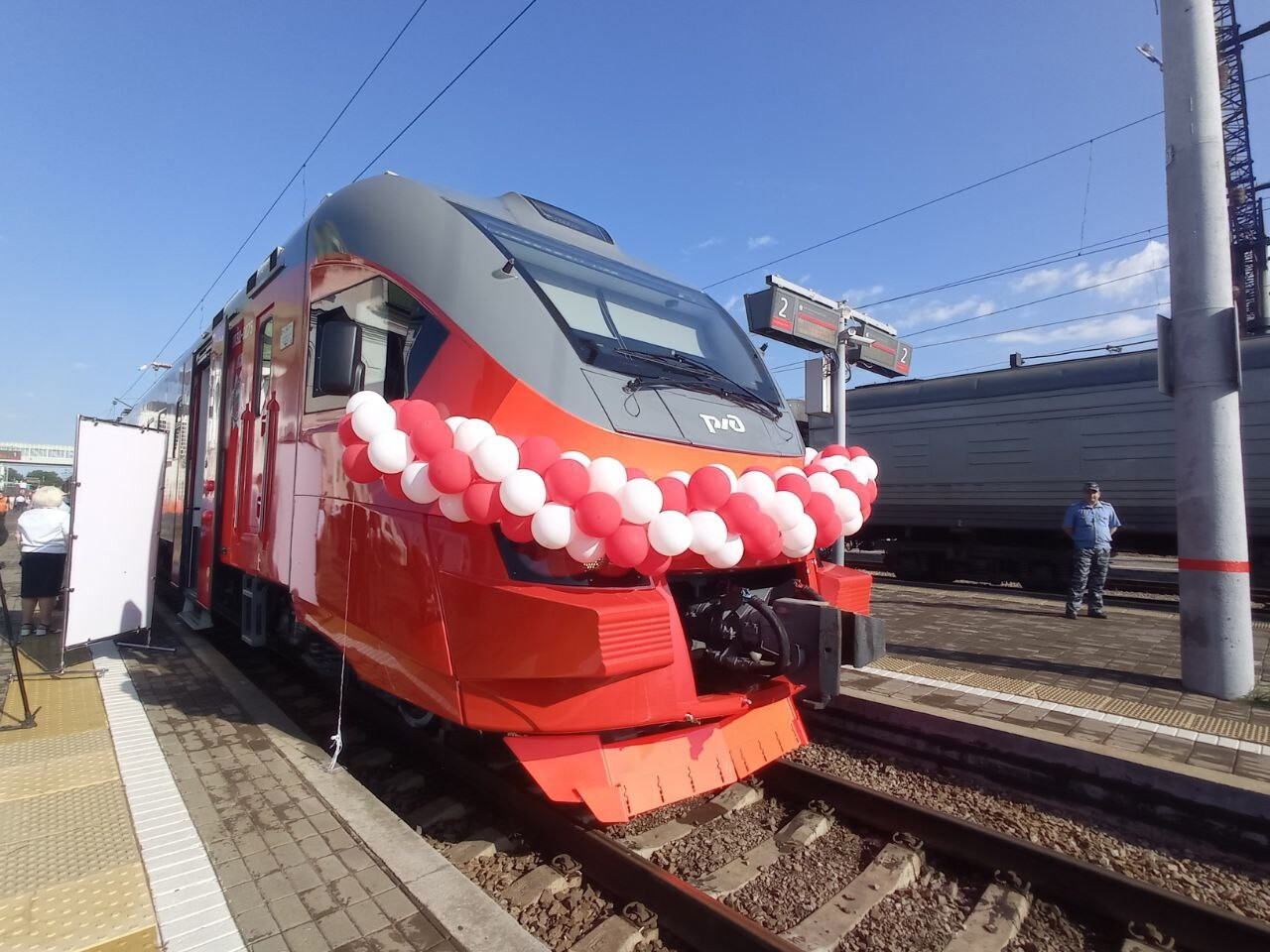 ДМЗ выпустил новый электропоезд для российских железных дорог