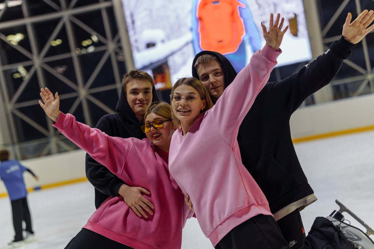 ФОК «Звёздный» подарил орехово-зуевским студентам праздник на льду