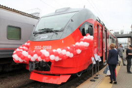 ДМЗ поставил новый электропоезд в Приморский край