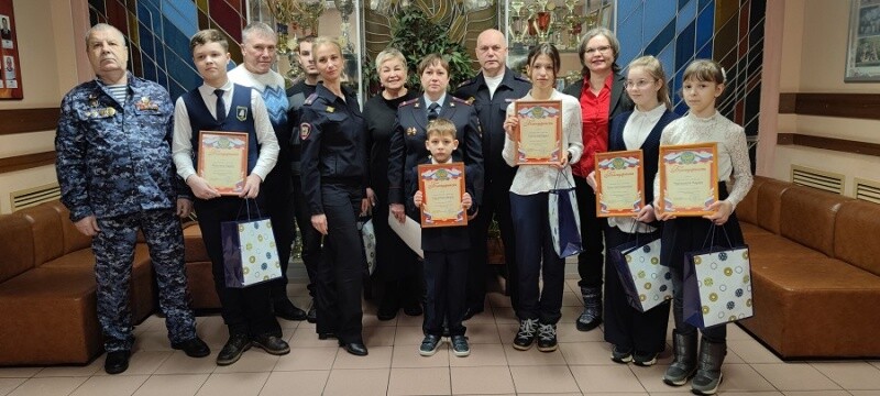 В Орехово-Зуевском округе подвели итоги конкурса рисунка «Участковый глазами детей»