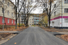 Фотофакт: в Ликино-Дулеве благоустраивают дворы на улице Ленина